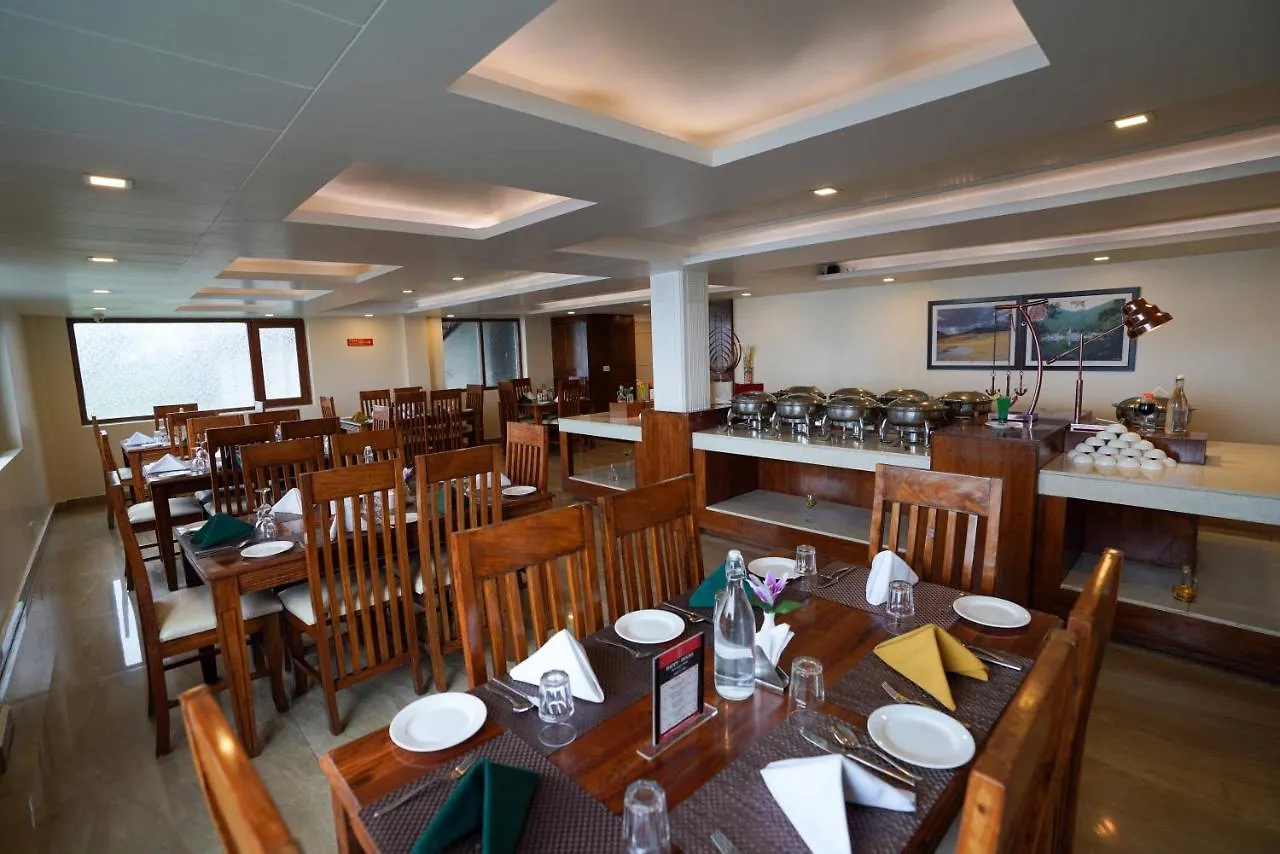 Hotel The Twin Towers Shimla