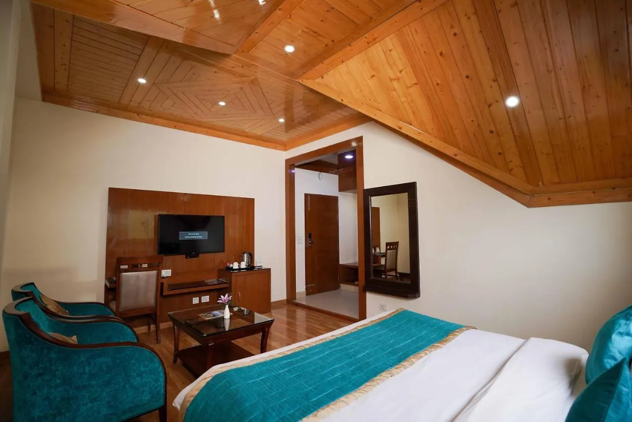 Hotel The Twin Towers Shimla 4*,  India